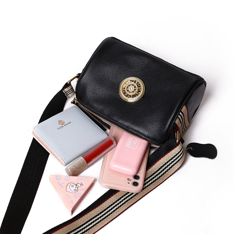 Le Petit Sac à Bandoulière en Cuir   
