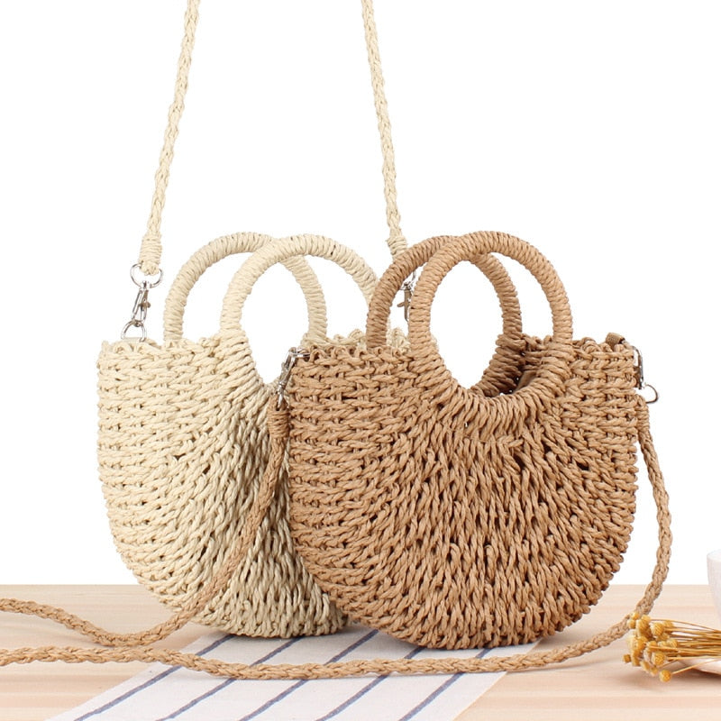 Le Sac à Bandoulière en Raphia   